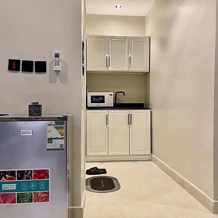 Appartement استوديو هادئ وحديث à Riyad Extérieur photo